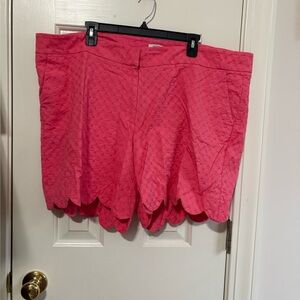 Dark Salmon Scalloped Shorts Crown and Ivy EUC